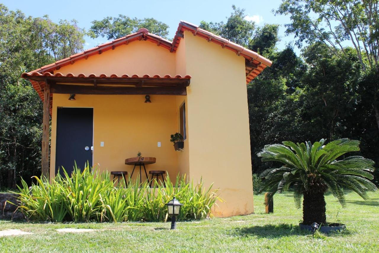 Chale Canto Da Mata Pirenopolis Exterior photo