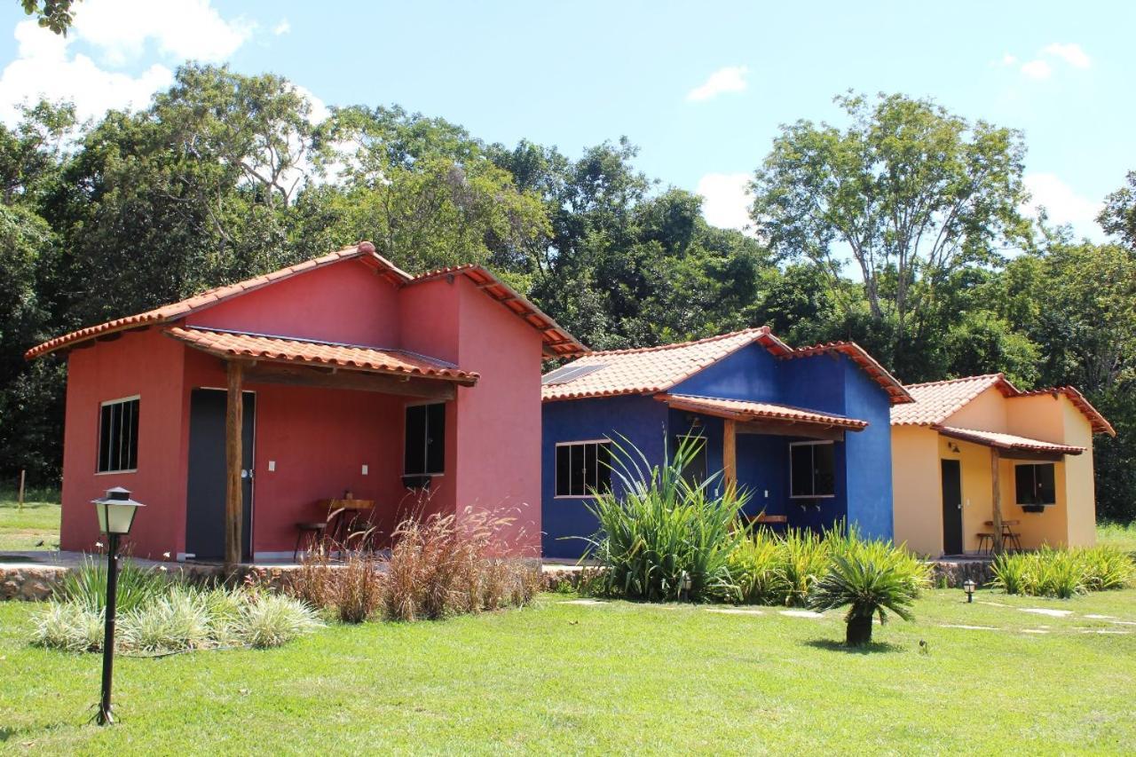 Chale Canto Da Mata Pirenopolis Exterior photo